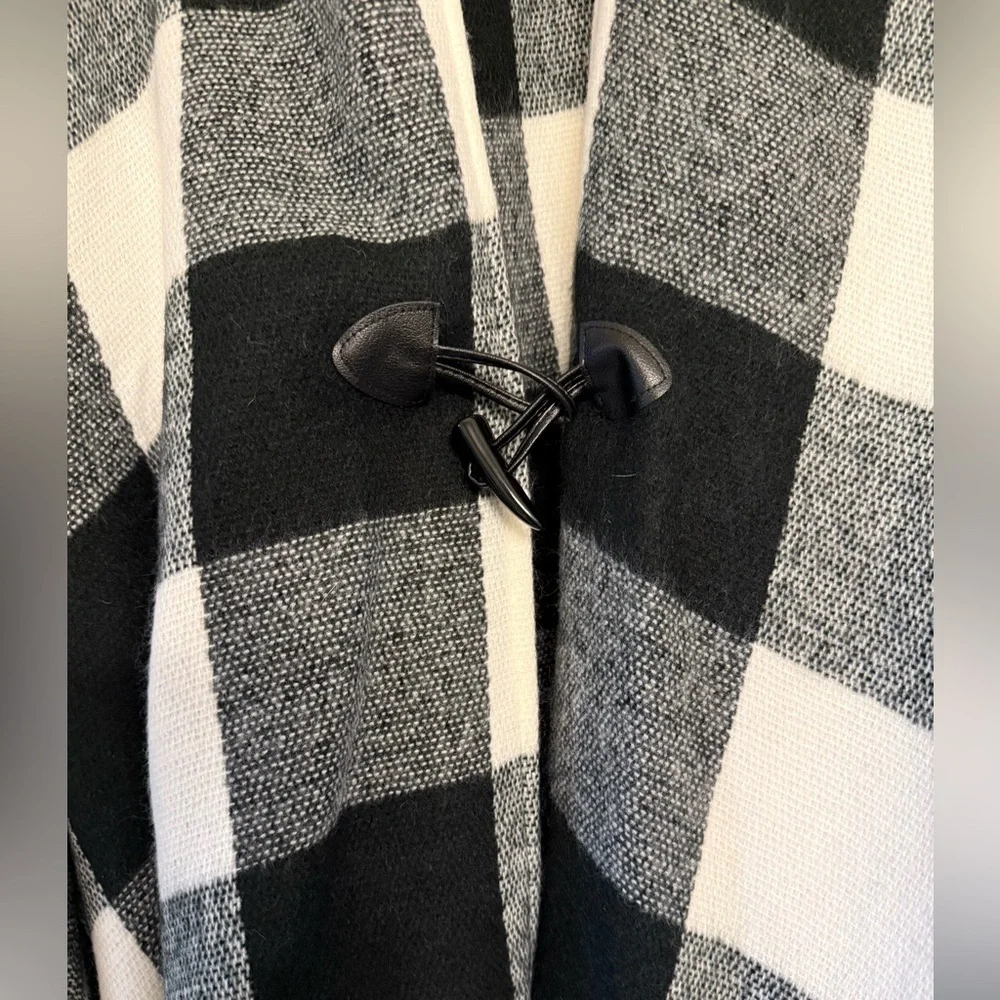 Summer and Rose Black and White Check Cape with Toggle Closure